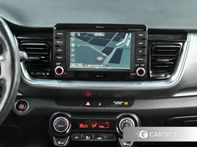 Kia Stonic 2019 Белый из Кореи, фото 5