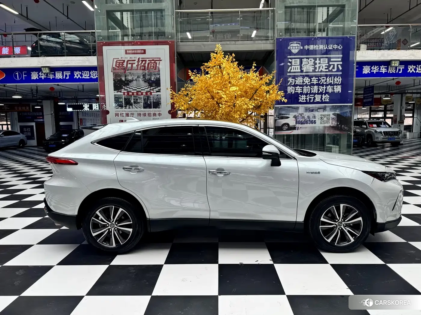 Toyota Harrier 2026 Белый из Китая, фото 5