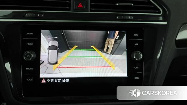 Volkswagen Tiguan second Generation 2020 Белый из Кореи, фото 5