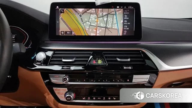 BMW 5 Series (G30) 2022 Черный из Кореи, фото 5