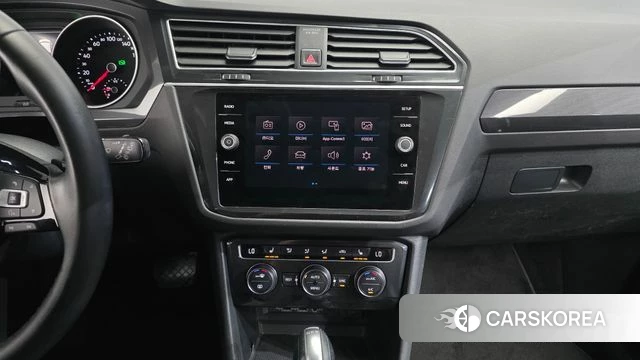 Volkswagen Tiguan second Generation 2018 Серый из Кореи, фото 5