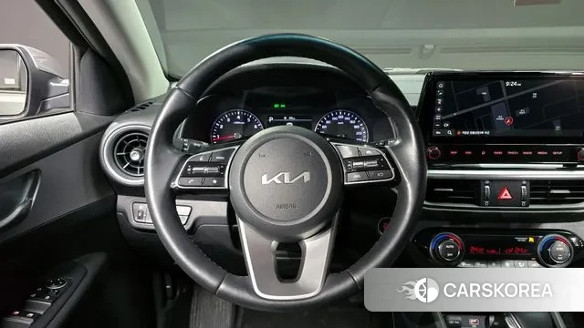 Kia The New K3 2nd generation 2021 Серебристо-серый из Кореи, фото 5