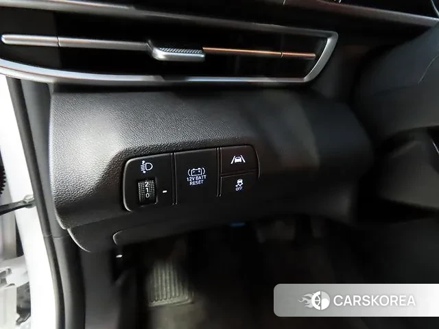 Hyundai Avante Hybrid (CN7) 2021 Белый из Кореи, фото 5