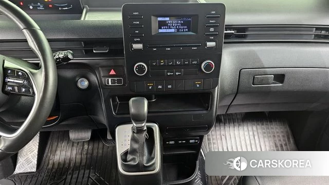 Hyundai Staria 2022 Серый из Кореи, фото 5