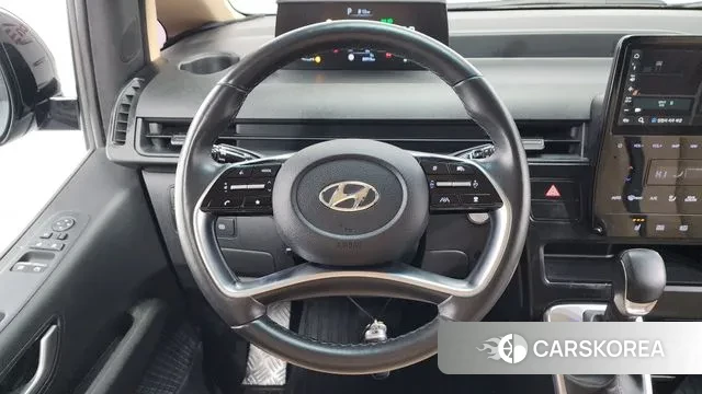 Hyundai Staria 2022 Черный из Кореи, фото 5