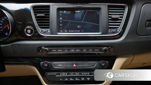 Kia The New Carnival 2018 Белый из Кореи, фото 5