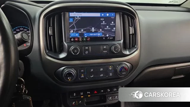 Chevrolet (GM Daewoo) Real New Colorado 2022 Черный из Кореи, фото 5