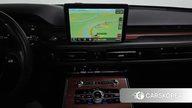 Lincoln Aviator 2nd generation 2020 Белый из Кореи, фото 5