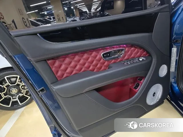 Bentley Bentayga id 3180352 из Кореи 5