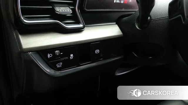 Kia Sportage 5th Generation 2021 Белый из Кореи, фото 5