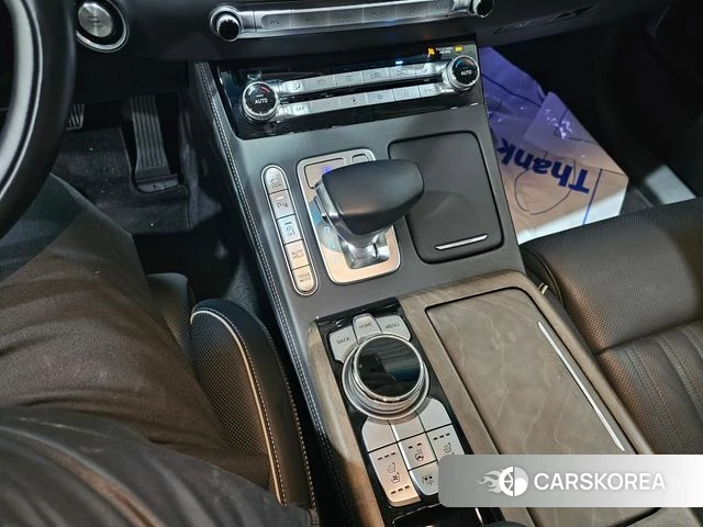 Genesis G90 2019 Черный из Кореи, фото 5