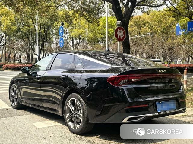 Kia K5 2021 Черный из Китая, фото 5
