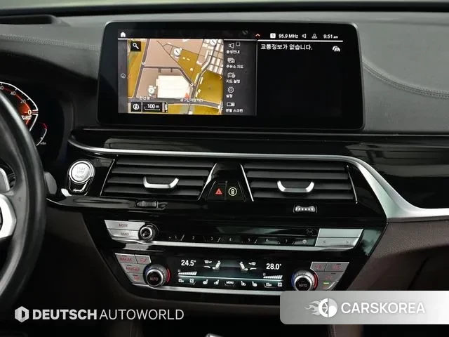 BMW 6 Series GT (G32) 2021 Серебристо-серый из Кореи, фото 5