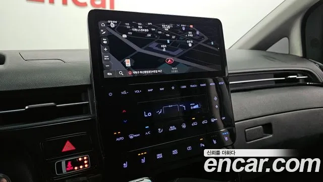 Hyundai Staria 2023 Белый из Кореи, фото 5