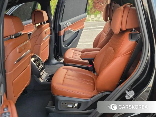 BMW X7 (G07) 2026 Черный из Кореи, фото 5