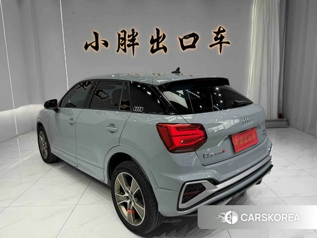 Audi Q2L 2023 Темно-серый из Китая, фото 5