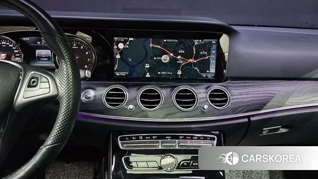 Mercedes-Benz E-Class W213 2018 Черный из Кореи, фото 5