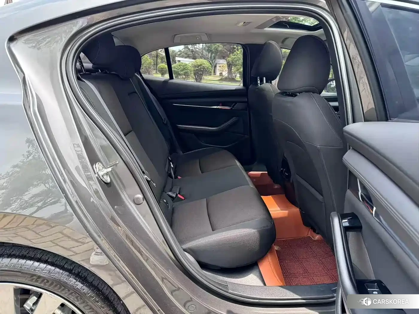 Mazda 3 2023 Silver/gray из Китая, фото 5