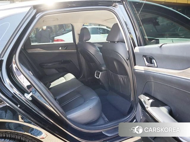 Kia K5 3rd generation 2023 Черный из Кореи, фото 5