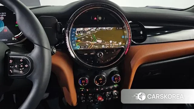 Mini Cooper S Convertible 2024 Белый из Кореи, фото 5