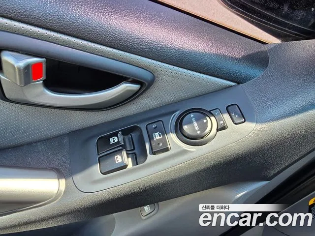 Hyundai The New Grand Starex id 2679171 из Кореи 5