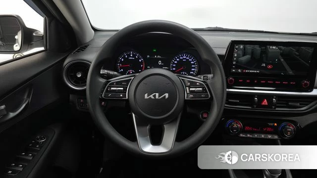 Kia The New K3 2nd generation 2021 Белый из Кореи, фото 5