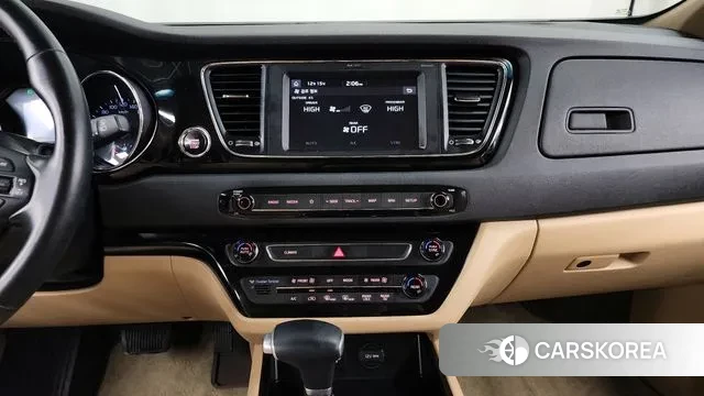 Kia The New Carnival 2019 Белый из Кореи, фото 5
