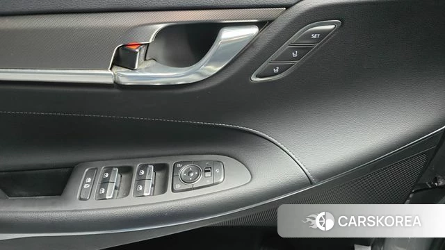 Hyundai The New Grandeur IG 2022 Серебристо-серый из Кореи, фото 5