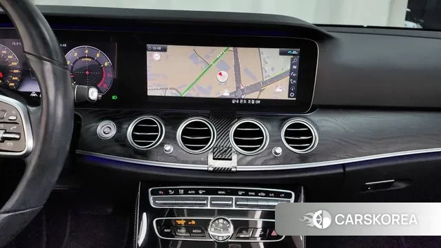 Mercedes-Benz E-Class W213 2020 Белый из Кореи, фото 5