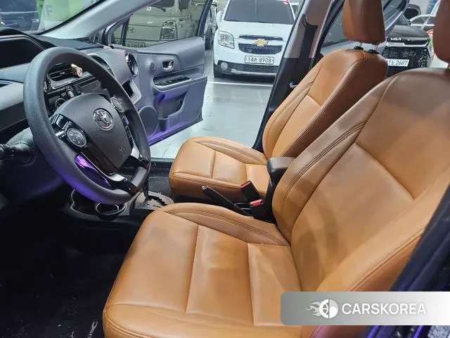 Toyota Prius C id 3484469 из Кореи 5