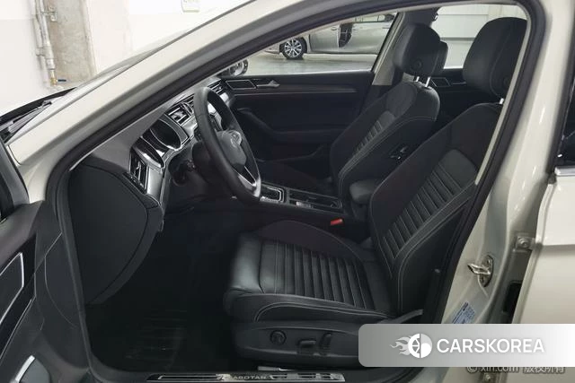 Volkswagen Magotan 2021 Желтый из Китая, фото 5