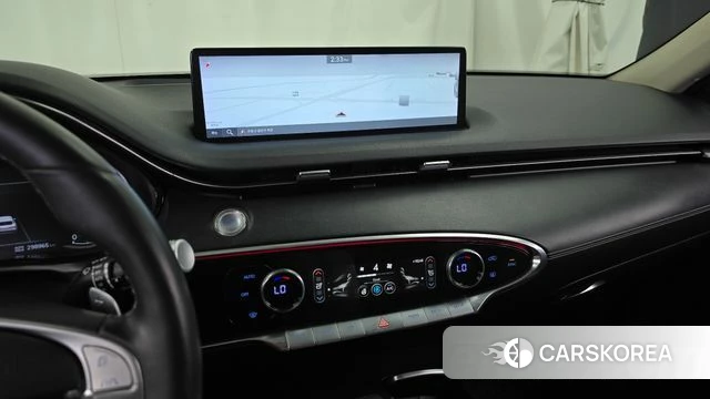 Genesis GV70 2021 Белый из Кореи, фото 5