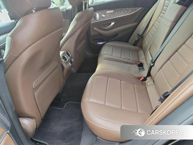 Mercedes-Benz E-Class W213 2021 Черный из Кореи, фото 5
