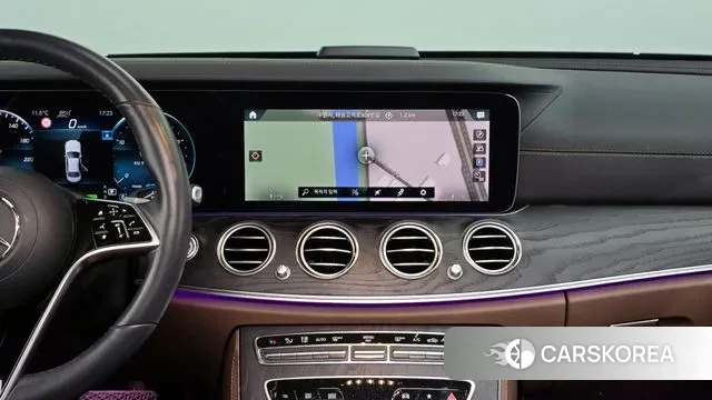 Mercedes-Benz E-Class W213 2021 Черный из Кореи, фото 5