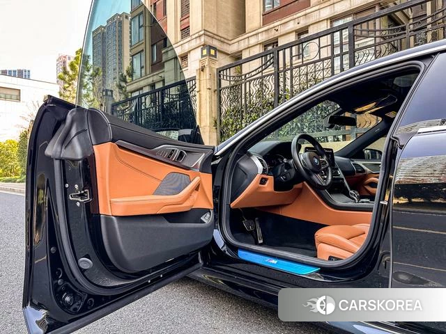 BMW 8 series 2023 Черный из Китая, фото 5