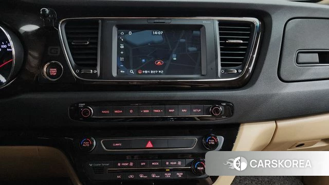 Kia The New Carnival 2018 Белый из Кореи, фото 5