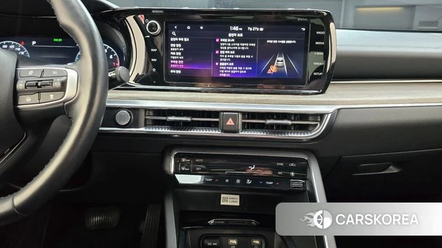 Kia K5 3rd generation 2023 Белый из Кореи, фото 5