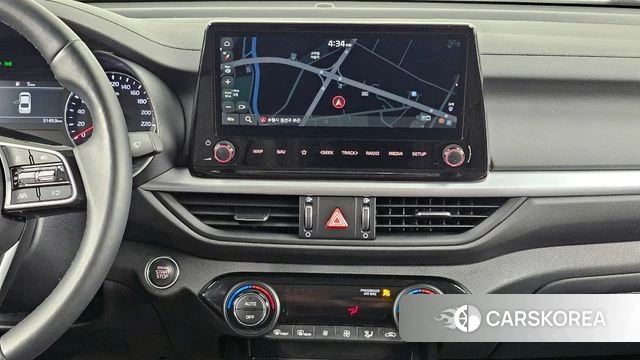 Kia The New K3 2nd generation 2024 Белый из Кореи, фото 5