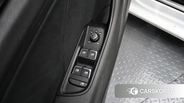 Audi New A3 2018 Белый из Кореи, фото 5