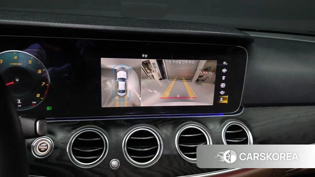 Mercedes-Benz E-Class W213 2022 Белый из Кореи, фото 5