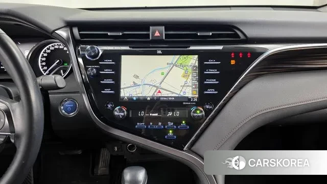 Toyota Camry (XV70) 2018 Белый из Кореи, фото 5