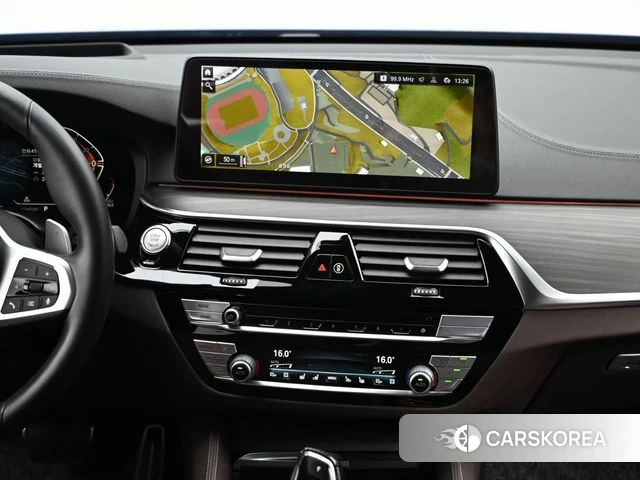 BMW 6 Series GT (G32) 2021 Белый из Кореи, фото 5