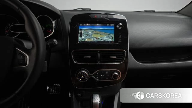 Renault Korea (Samsung) Clio 2018 Белый из Кореи, фото 5