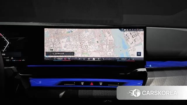 BMW 5 Series (G60) 2025 Белый из Кореи, фото 5