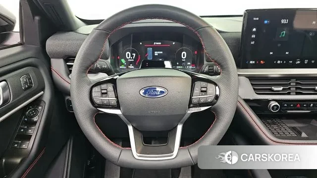 Ford Explorer 6th Generation 2025 Черный из Кореи, фото 5