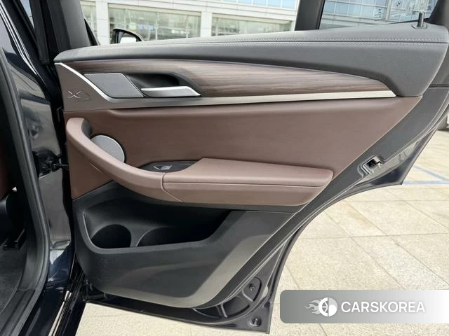 BMW X3 2022 Черный из Китая, фото 5
