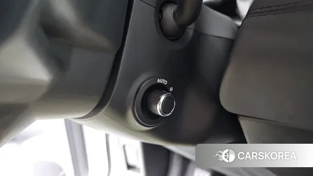 Land Rover Range Rover Evoque 2nd Generation 2022 Белый из Кореи, фото 5