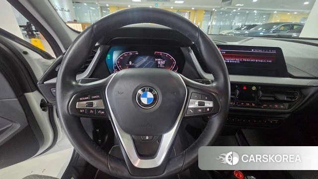 BMW 1 Series (F40) 2021 Белый из Кореи, фото 5