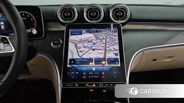 Mercedes-Benz C-Class W206 2023 Белый из Кореи, фото 5