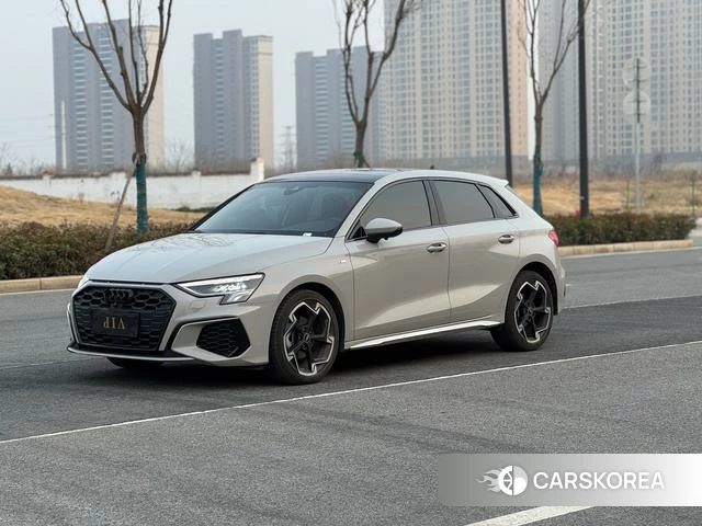 Audi A3 2024 Серебристо-серый из Китая, фото 5